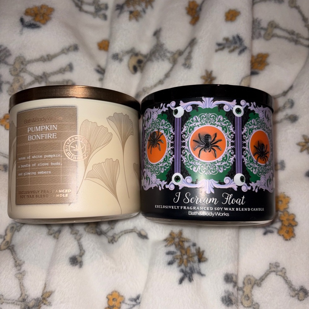 Bath & Body Works Pumpkin Bonfire Cream Candle and I Scream Float Black Candle